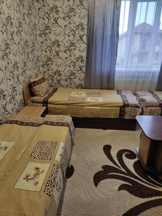 فندق Bila Krynytsya في  Karavan المظهر الخارجي الصورة