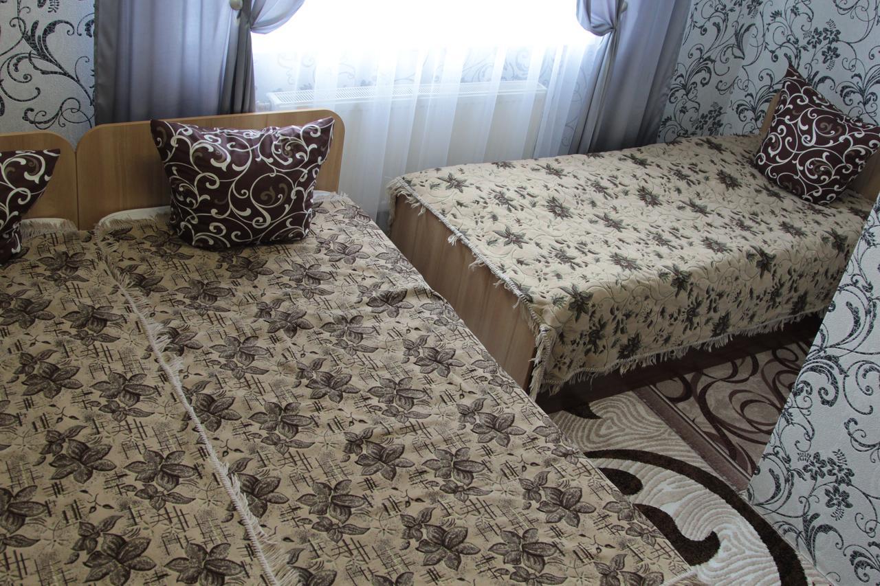 فندق Bila Krynytsya في  Karavan المظهر الخارجي الصورة