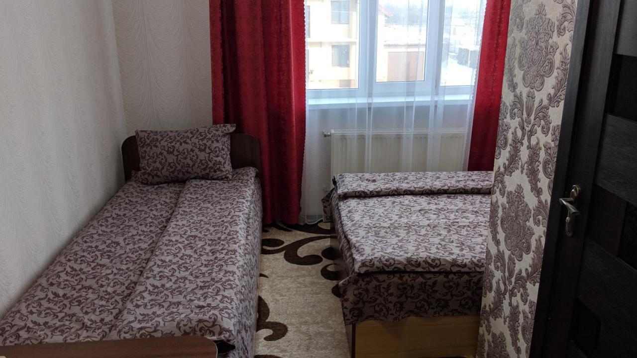 فندق Bila Krynytsya في  Karavan المظهر الخارجي الصورة