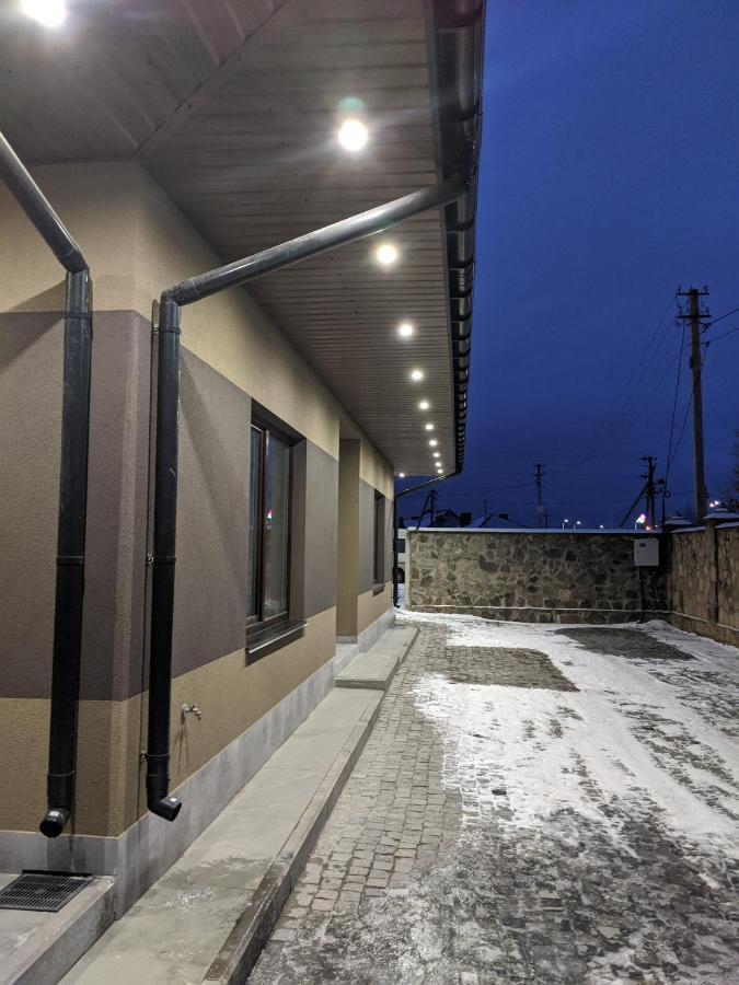 فندق Bila Krynytsya في  Karavan المظهر الخارجي الصورة