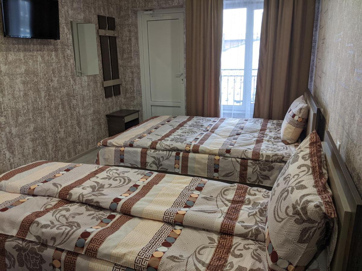 فندق Bila Krynytsya في  Karavan المظهر الخارجي الصورة
